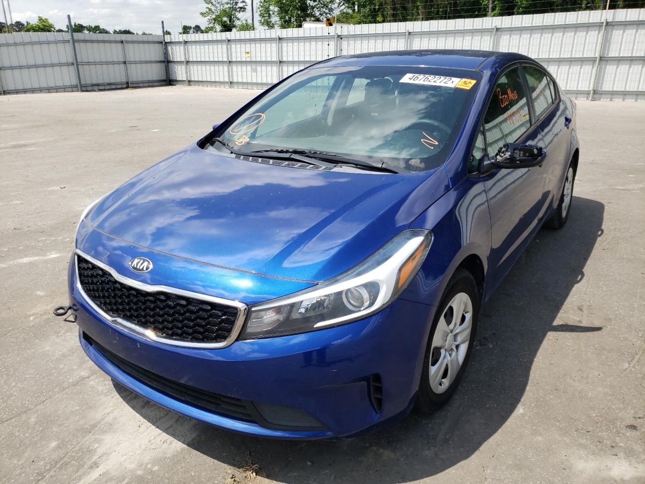Photo 2 from auction – 2017 KIA FORTE LX with VIN 3KPFK4A71HE059407