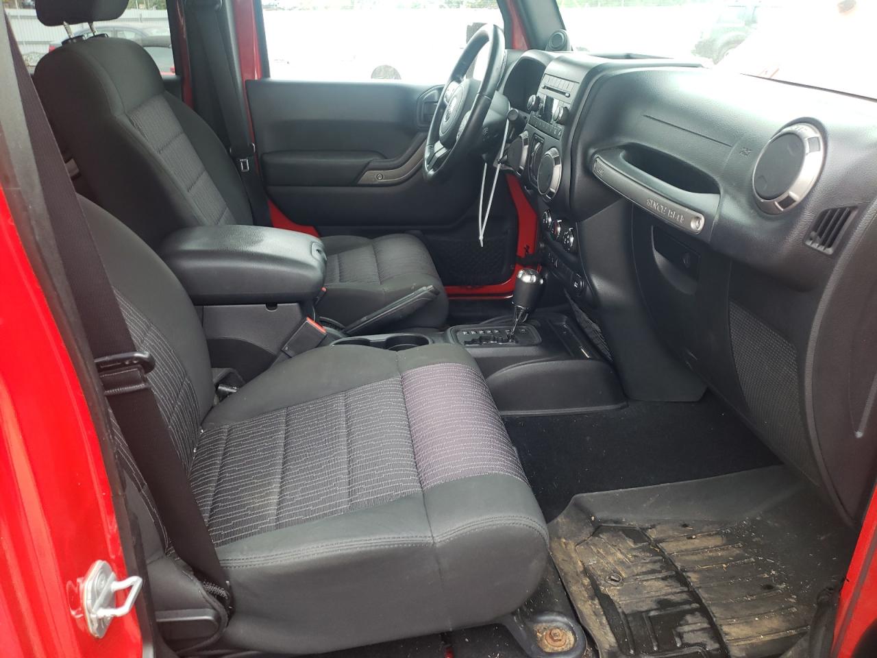 Photo 19 from auction – 2011 JEEP WRANGLER U with VIN 1J4BA3H13BL590209
