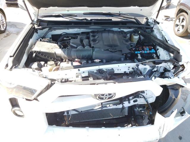 Photo 7 from auction – 2018 TOYOTA 4RUNNER SR with VIN JTEZU5JR8J5189955