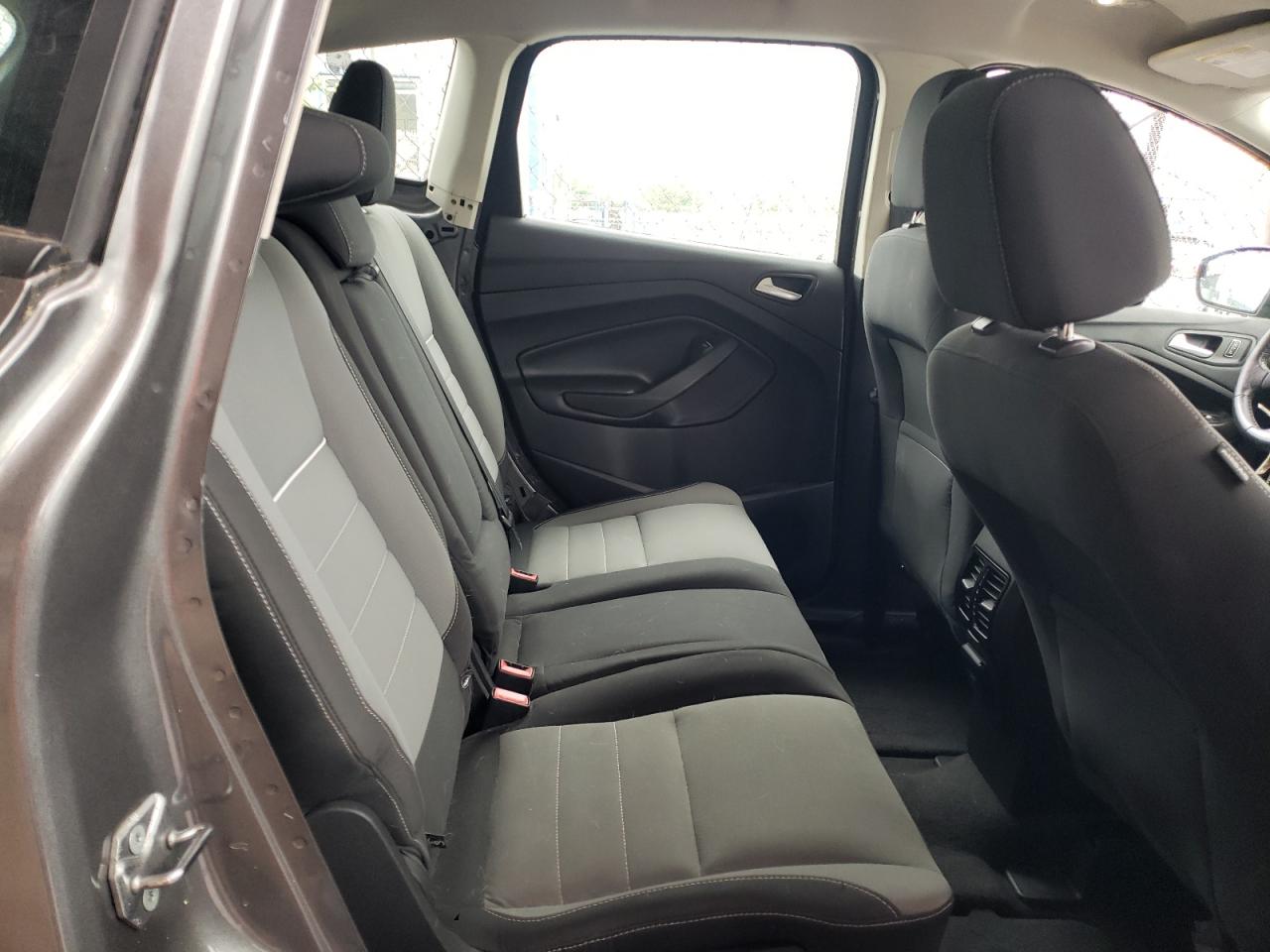Photo 18 from auction – 2013 FORD C-MAX SE with VIN 1FADP5AU0DL521967