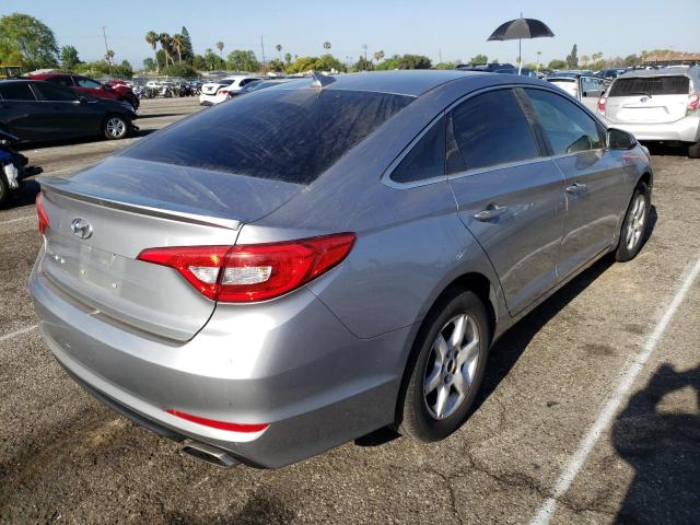 Photo 4 from auction – 2015 HYUNDAI SONATA SE with VIN 5NPE24AF6FH003040