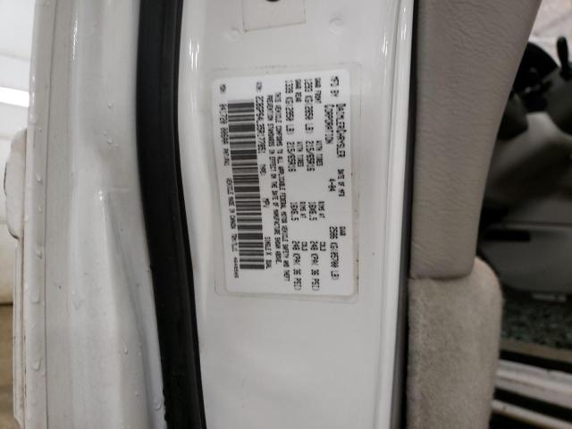 Photo 10 from auction – 2005 CHRYSLER TOWN & COU with VIN 2C8GP64L35R177851