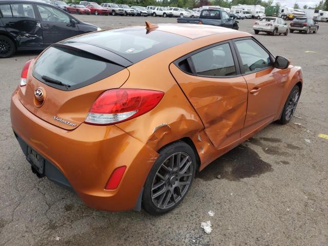 Foto 4 de la subasta – 2013 HYUNDAI VELOSTER con VIN KMHTC6AD8DU165331