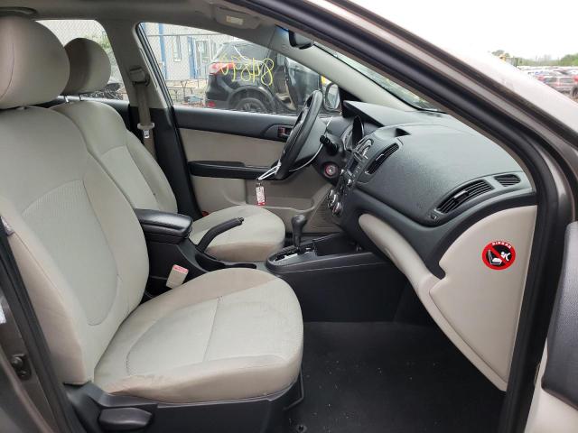 Photo 5 from auction – 2010 KIA FORTE EX with VIN KNAFU4A22A5247625