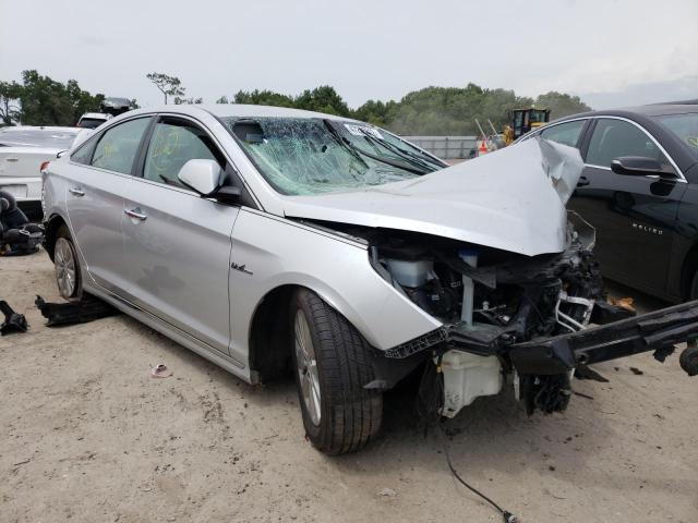 Photo 1 from auction – 2016 HYUNDAI SONATA HYB with VIN KMHE24L18GA013994