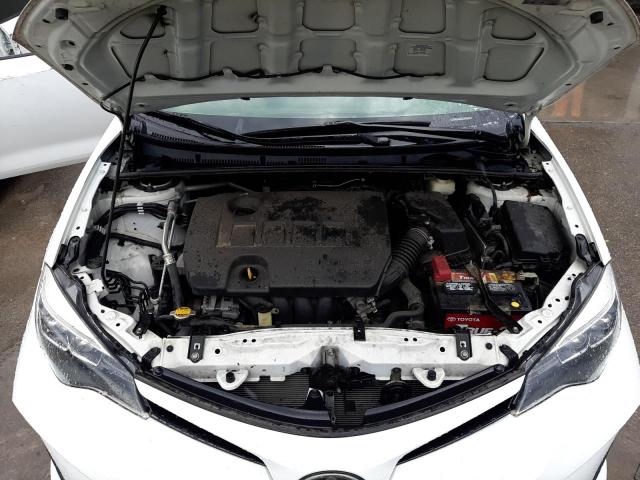 Photo 2 from auction – 2017 TOYOTA COROLLA L with VIN 5YFBURHEXHP632717