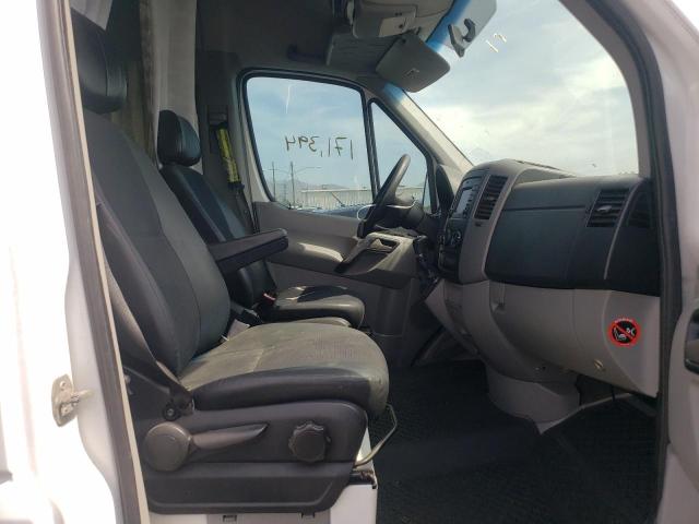 Photo 5 from auction – 2014 MERCEDES-BENZ SPRINTER 3 with VIN WD3PF0CCXE5921083