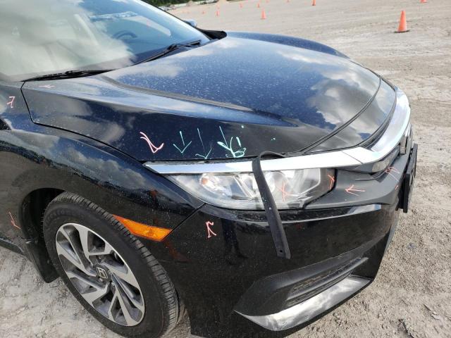 Photo 9 from auction – 2018 HONDA CIVIC EX with VIN 19XFC2F78JE017963