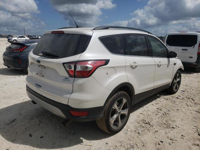 Photo 4 from auction – 2017 FORD ESCAPE SE with VIN 1FMCU0GD4HUC55891