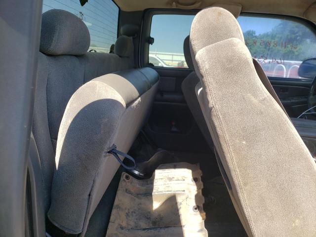 Photo 6 from auction – 2004 CHEVROLET SILVERADO with VIN 1GCEK19T04E330362