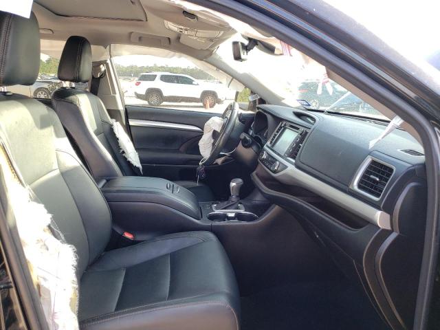Photo 5 from auction – 2017 TOYOTA HIGHLANDER with VIN 5TDKZRFH7HS524707