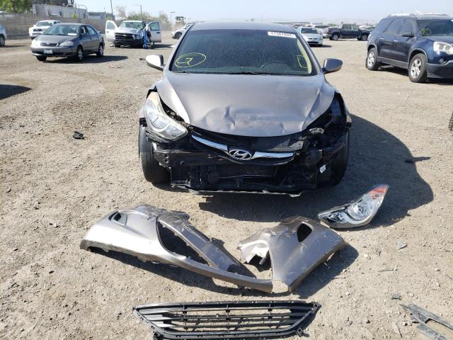 Photo 9 from auction – 2011 HYUNDAI ELANTRA GL with VIN 5NPDH4AE7BH014138