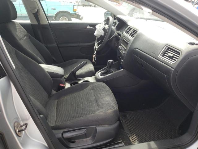 Photo 5 from auction – 2014 VOLKSWAGEN JETTA BASE with VIN 3VW2K7AJ9EM219320