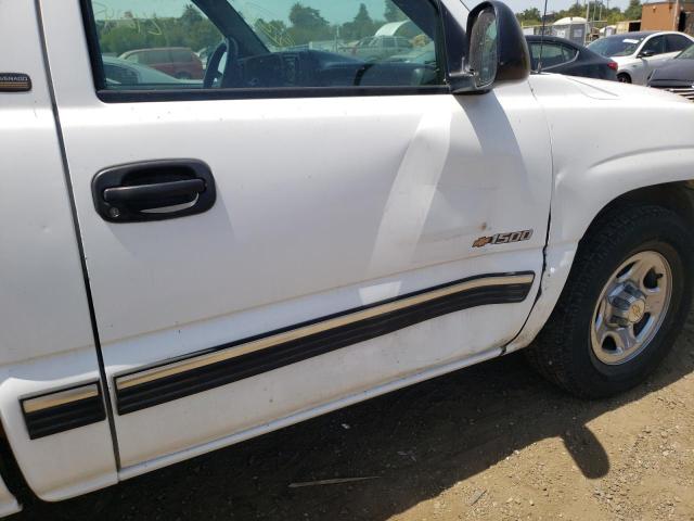 Photo 9 from auction – 2000 CHEVROLET SILVERADO with VIN 1GCEC14V7YZ317113