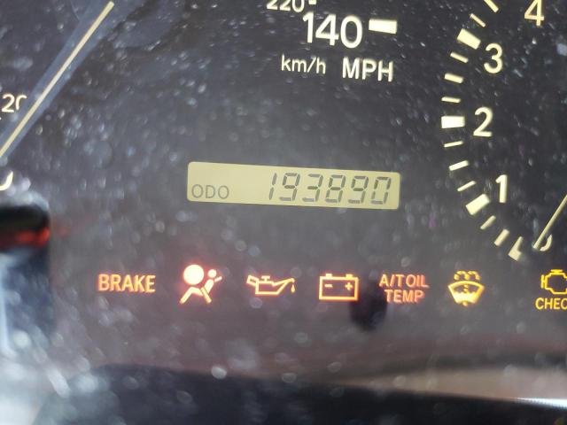 Photo 8 from auction – 2003 LEXUS RX 300 with VIN JTJHF10U130297159