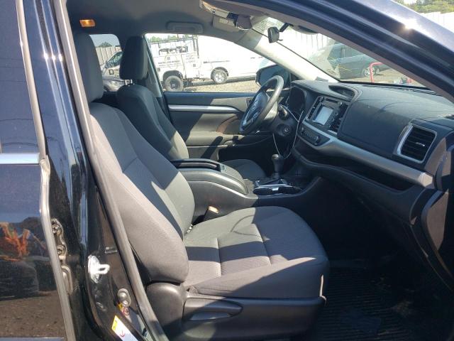 Photo 5 from auction – 2018 TOYOTA HIGHLANDER with VIN 5TDBZRFH1JS896632
