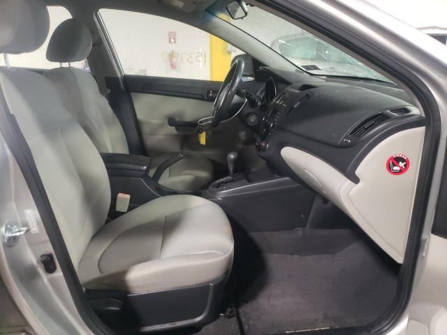 Photo 5 from auction – 2010 KIA FORTE LX with VIN KNAFT4A21A5186707