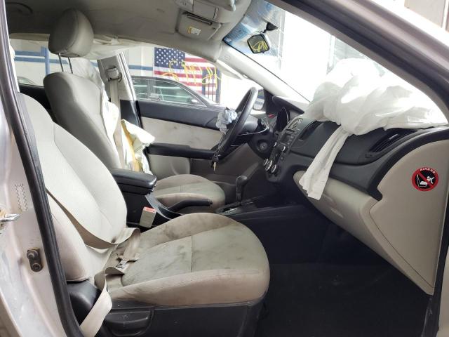 Photo 5 from auction – 2010 KIA FORTE with VIN KNAFU4A20A5099314