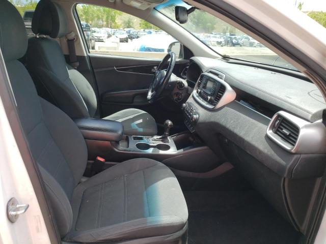 Photo 5 from auction – 2016 KIA SORENTO LX with VIN 5XYPGDA30GG148020