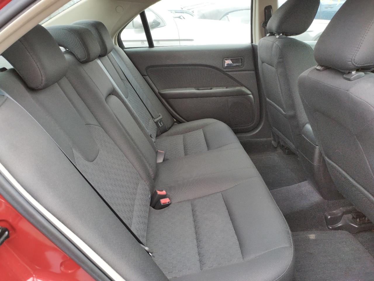 Photo 6 from auction – 2010 FORD FUSION SE with VIN 3FAHP0HA8AR216892