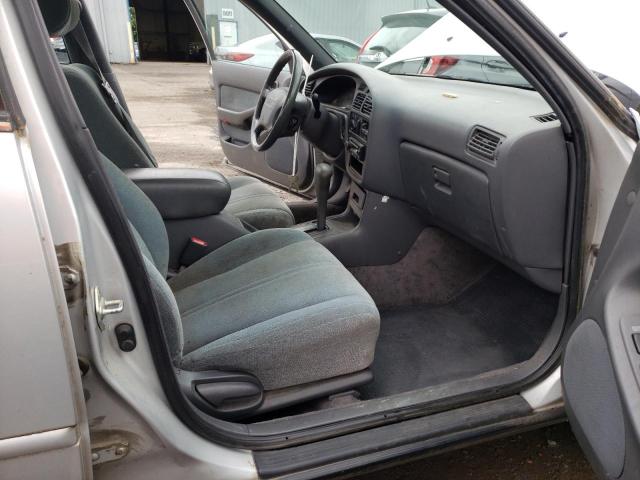 Photo 5 from auction – 1992 TOYOTA CAMRY LE with VIN 4T1VK12E3NU026456