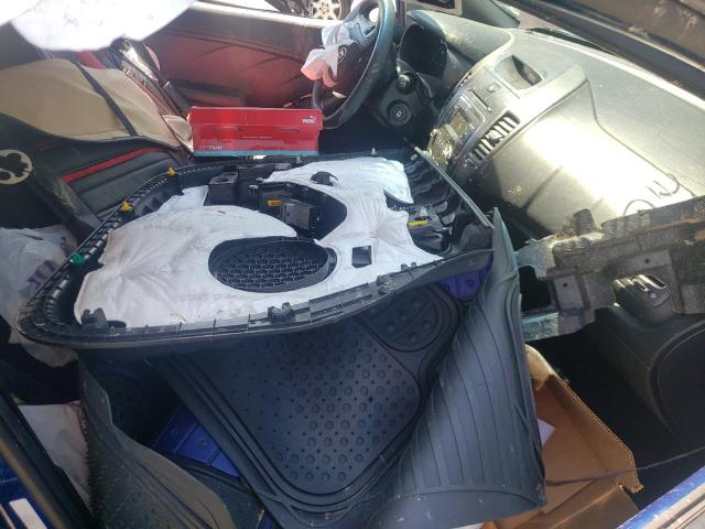 Photo 5 from auction – 2018 KIA FORTE LX with VIN 3KPFK4A7XJE214039