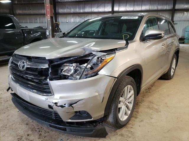 Фото 2 с аукциона – 2015 TOYOTA HIGHLANDER с VIN 5TDBKRFH4FS191142