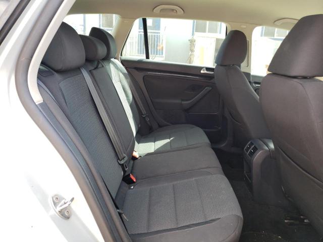 Photo 6 from auction – 2011 VOLKSWAGEN JETTA S with VIN 3VWPX7AJ8BM703322