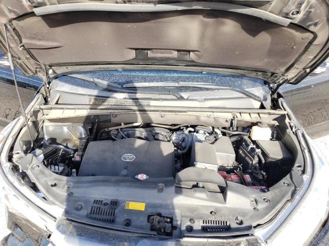 Photo 7 from auction – 2017 TOYOTA HIGHLANDER with VIN 5TDKZRFH7HS524707