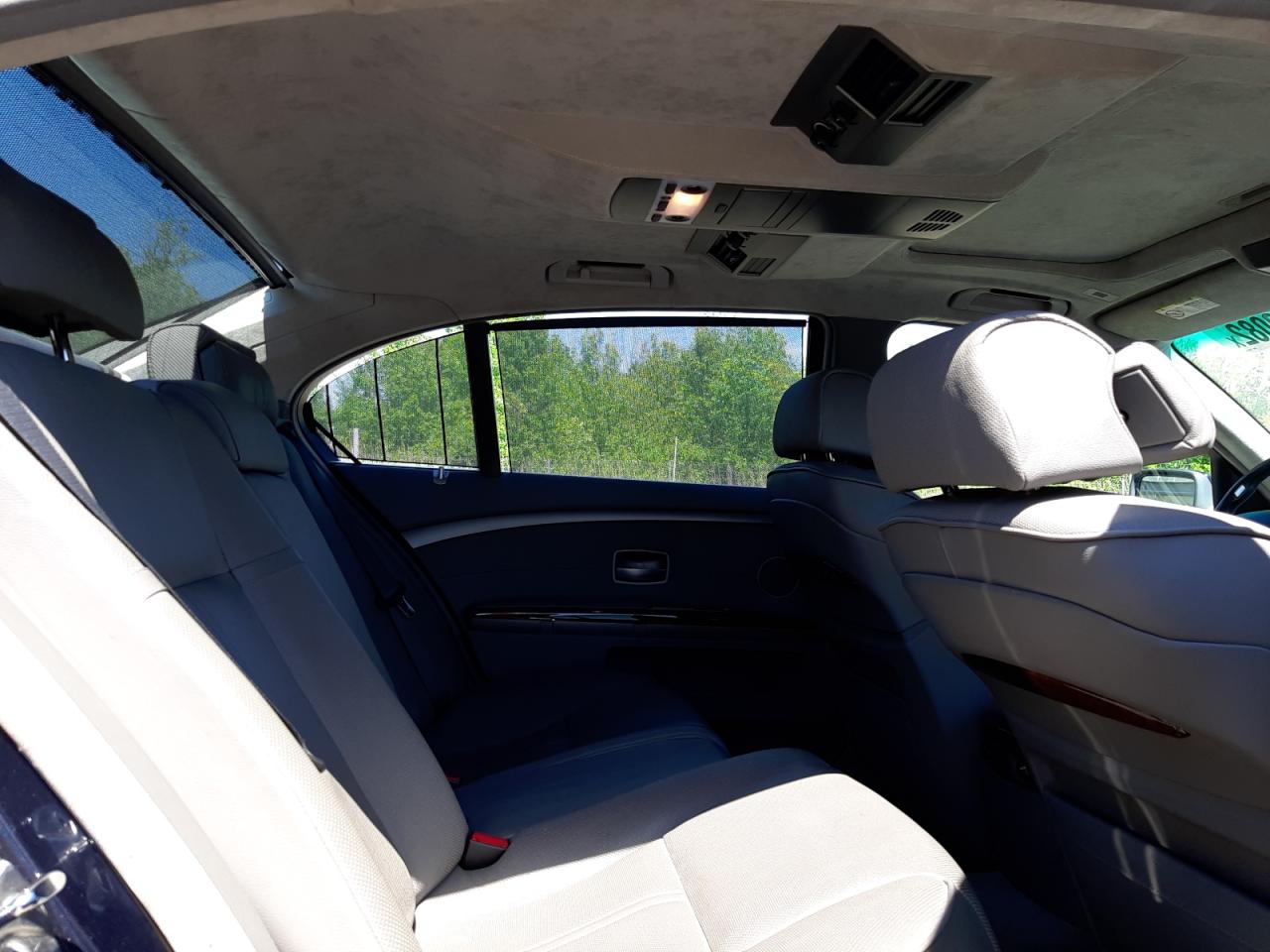 Photo 18 from auction – 2003 BMW 760 LI with VIN WBAGN83443DK10219