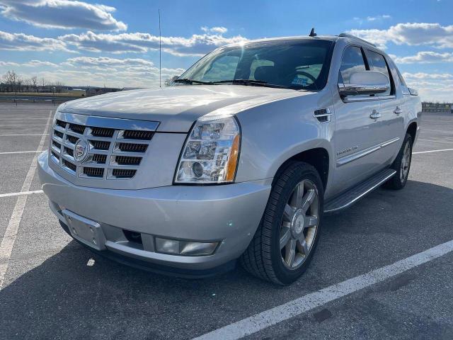 Photo 2 from auction – 2011 CADILLAC ESCALADE E with VIN 3GYT4MEF8BG242100