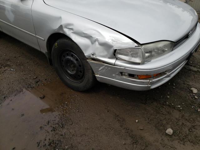 Photo 9 from auction – 1992 TOYOTA CAMRY LE with VIN 4T1VK12E3NU026456