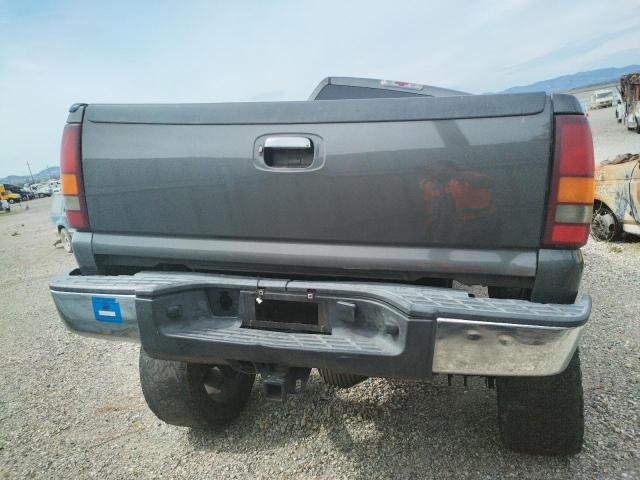 Zdjęcie 8 z aukcji – 2002 CHEVROLET SILVERADO z VIN 1GCHC23132F168855
