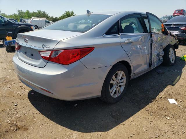Photo 4 from auction – 2011 HYUNDAI SONATA GLS with VIN 5NPEB4AC4BH216827