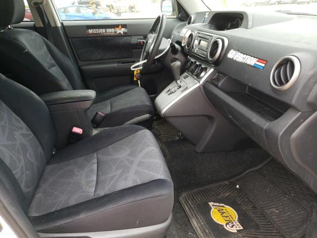 Photo 5 from auction – 2011 TOYOTA SCION with VIN JTLZE4FEXB1124636