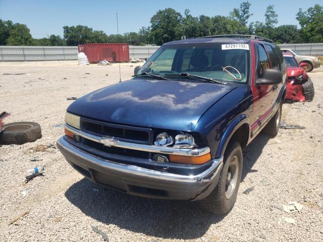 Photo 2 from auction – 1998 CHEVROLET BLAZER with VIN 1GNCS13W7W2282008