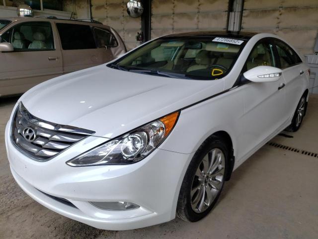 Фото 2 с аукциона – 2012 HYUNDAI SONATA SE с VIN 5NPEC4AB7CH401251