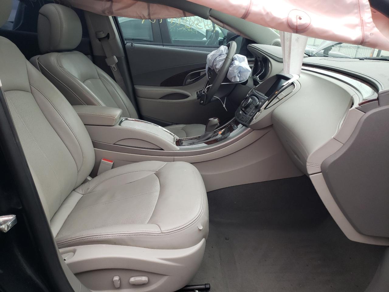 Photo 19 from auction – 2011 BUICK LACROSSE C with VIN 1G4GC5GC8BF189852