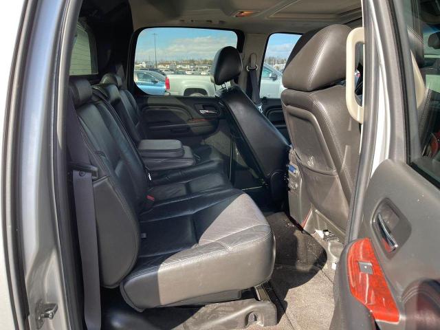Photo 6 from auction – 2011 CADILLAC ESCALADE E with VIN 3GYT4MEF8BG242100