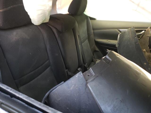 Photo 6 from auction – 2016 NISSAN ROGUE S with VIN 5N1AT2MT1GC737661