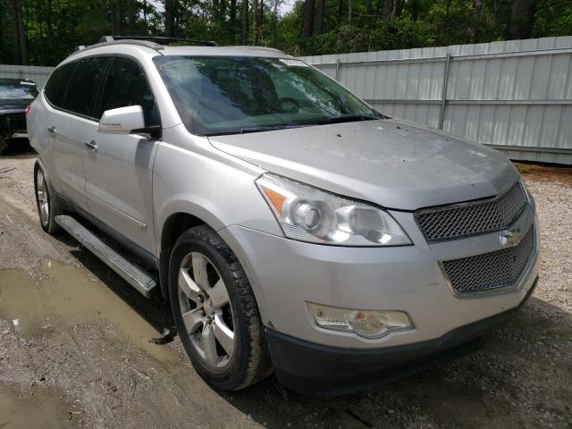 Photo 4 from auction – 2009 CHEVROLET TRAVERSE L with VIN 1GNER33D69S130644
