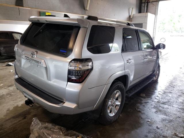 Photo 4 from auction – 2019 TOYOTA 4RUNNER SR with VIN JTEBU5JR2K5627002