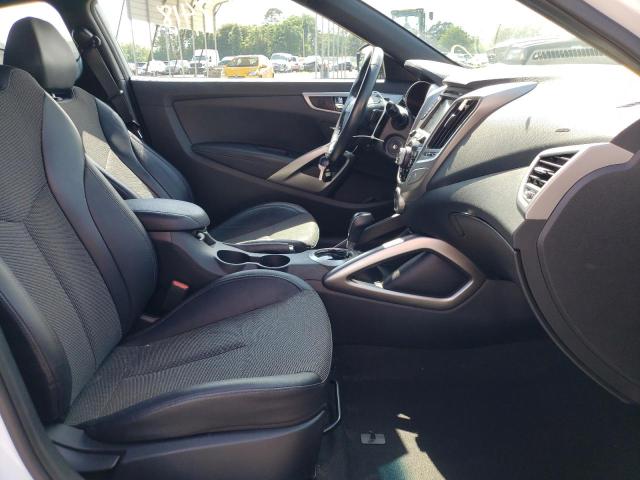 Photo 5 from auction – 2016 HYUNDAI VELOSTER with VIN KMHTC6AD2GU273464