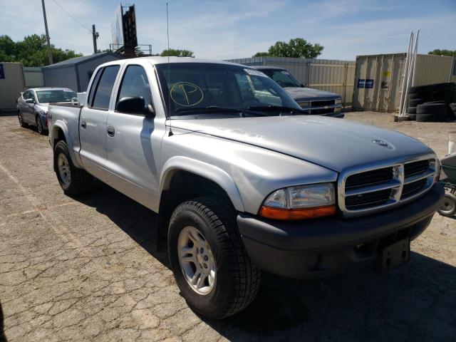 DODGE DAKOTA QUA 2004 with VIN 1D7HG38K74S686902 - Photo from auction