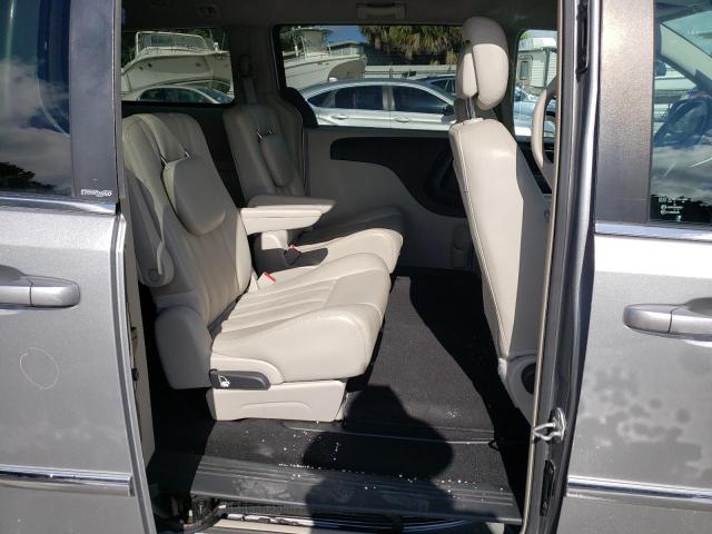 Photo 6 from auction – 2013 CHRYSLER TOWN & COU with VIN 2C4RC1BG4DR646328