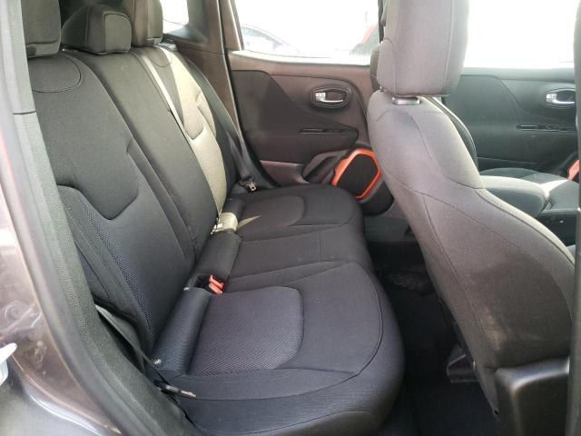 Photo 6 from auction – 2018 JEEP RENEGADE S with VIN ZACCJBAB2JPH72355