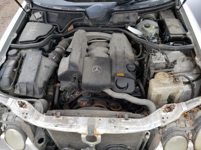 Photo 7 from auction – 2001 MERCEDES-BENZ E 320 with VIN WDBJF65J31B224472