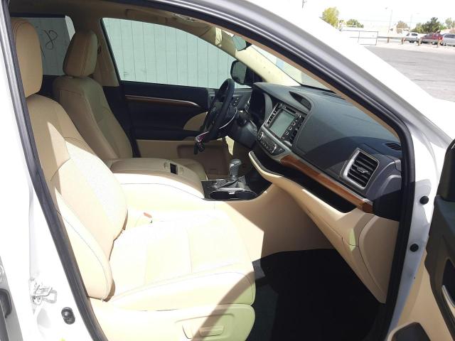 Photo 5 from auction – 2017 TOYOTA HIGHLANDER with VIN 5TDDGRFH6HS025704