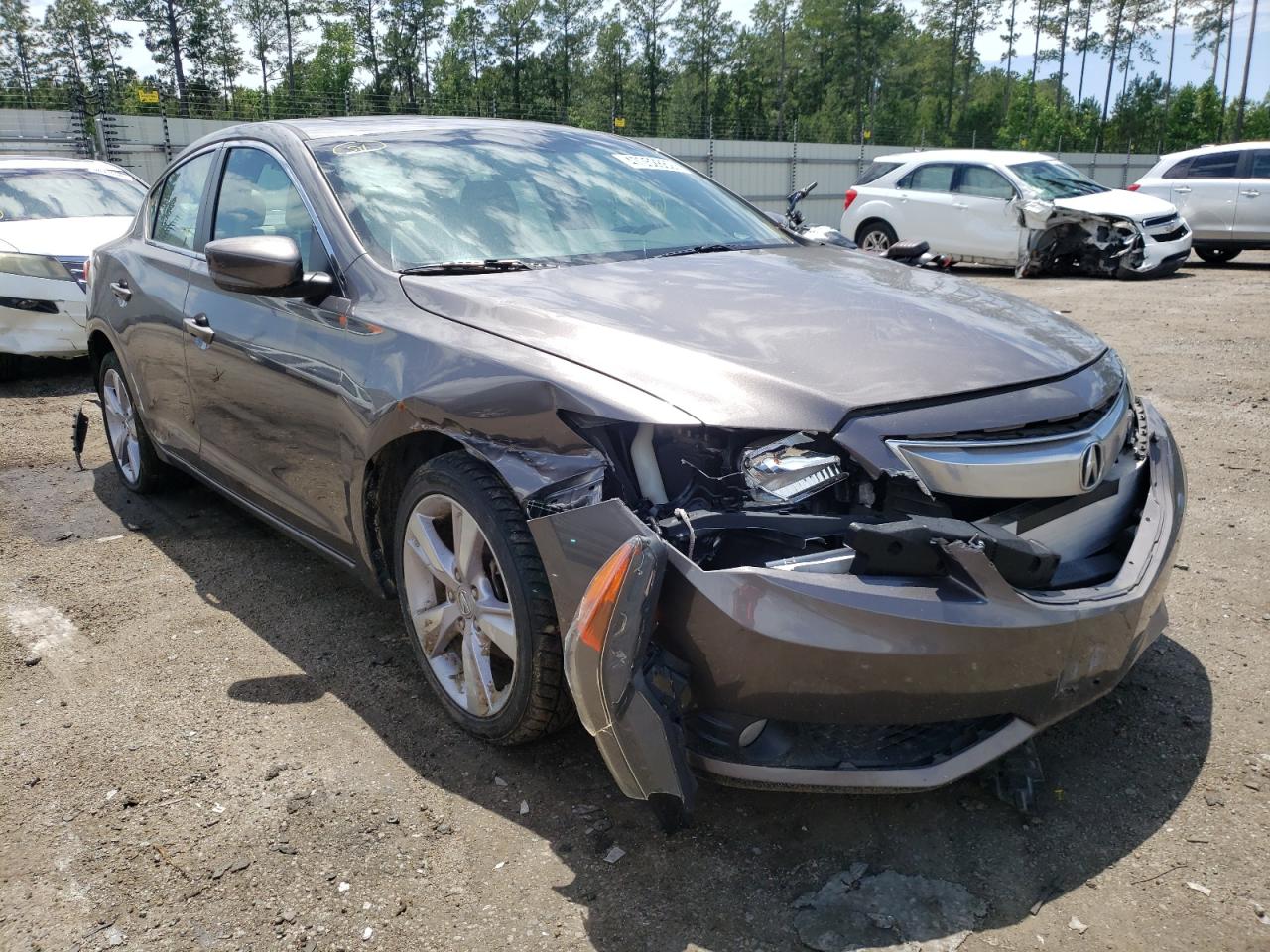 Zdjęcie 14 z aukcji – 2014 ACURA ILX 20 TEC z VIN 19VDE1F77EE002803