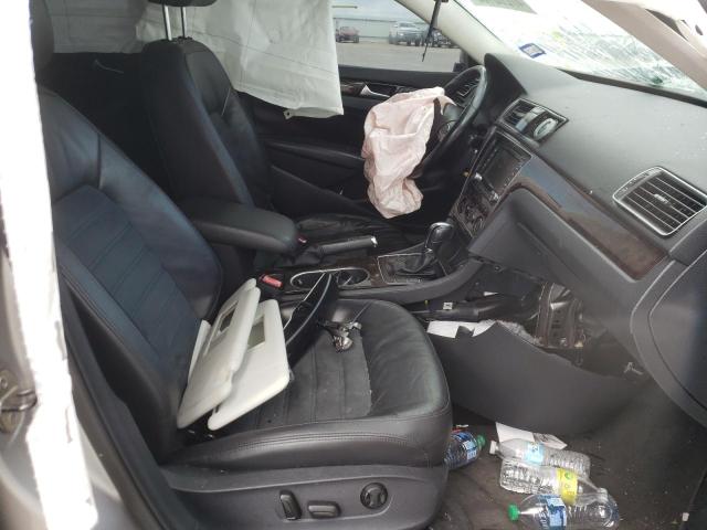 Photo 5 from auction – 2014 VOLKSWAGEN PASSAT SEL with VIN 1VWCS7A37EC062717
